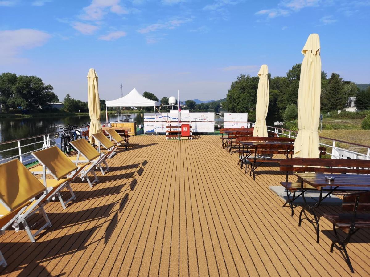 Florentina Boat Литомержице Экстерьер фото