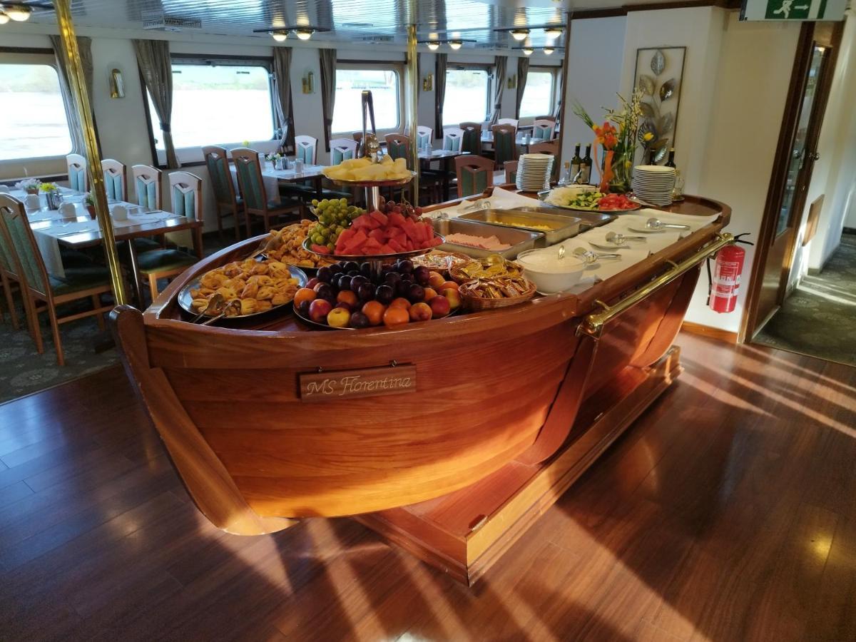 Florentina Boat Литомержице Экстерьер фото